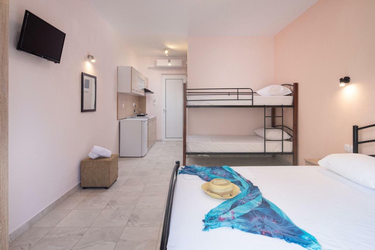 Persefoni Rooms Apartments & Mezonetes Toroni Extérieur photo