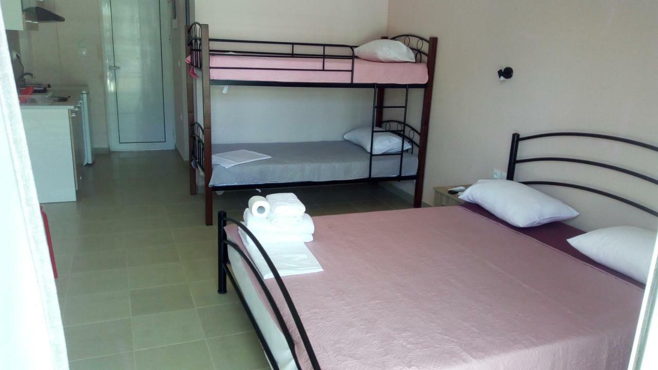 Persefoni Rooms Apartments & Mezonetes Toroni Extérieur photo